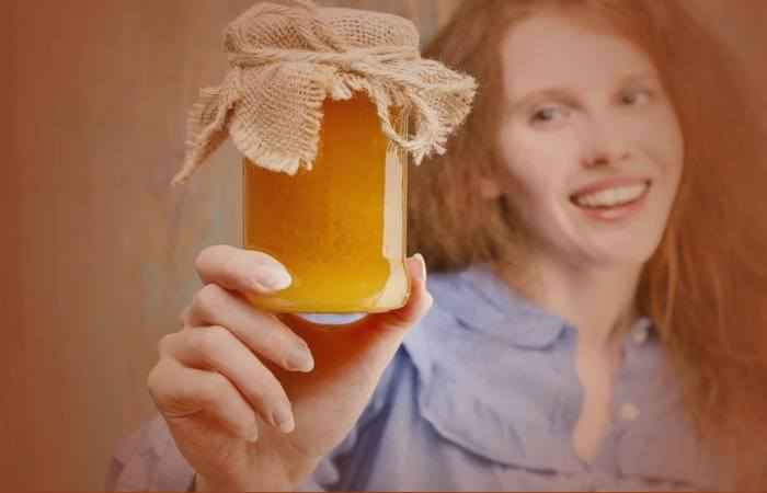 Девушка с мёдом