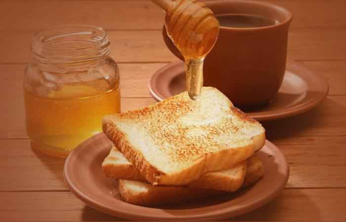 Мёд с хлебом для заговора