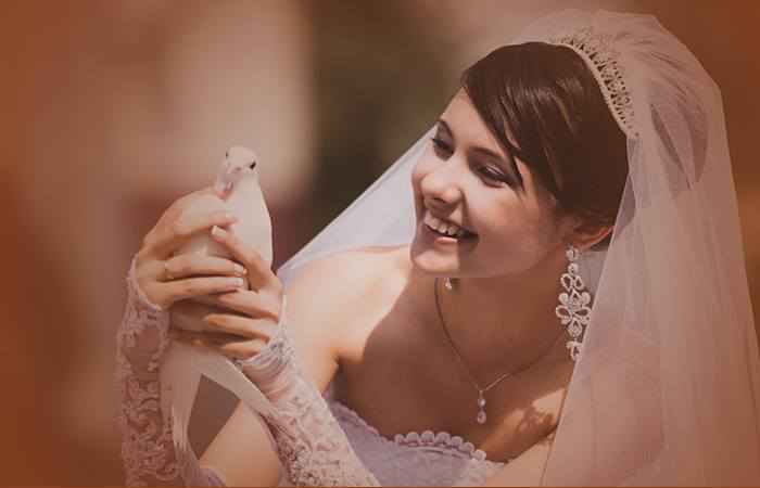 Невеста с голубем